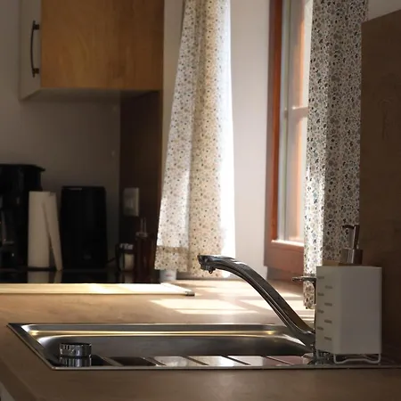 Pr' Oreharjo Apartman *