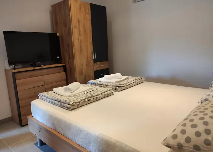 Pr' Oreharjo Apartma *