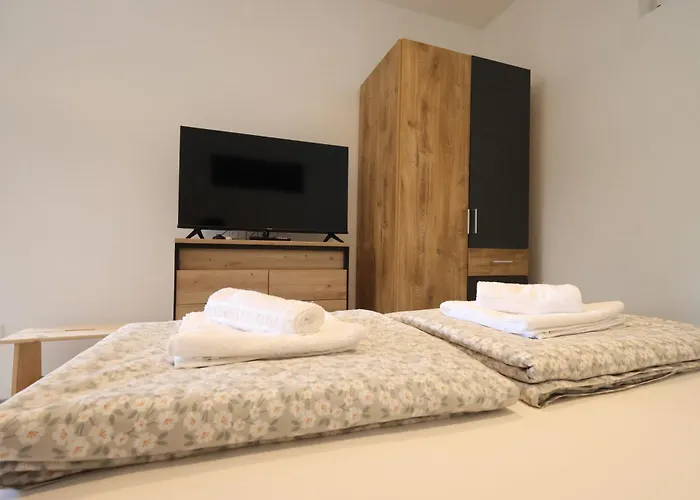 Pr' Oreharjo Lägenhet